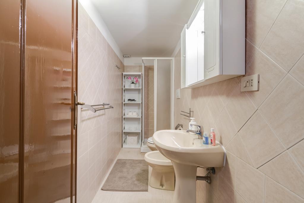 Lulu House Bed & Breakfast โรม ห้อง รูปภาพ